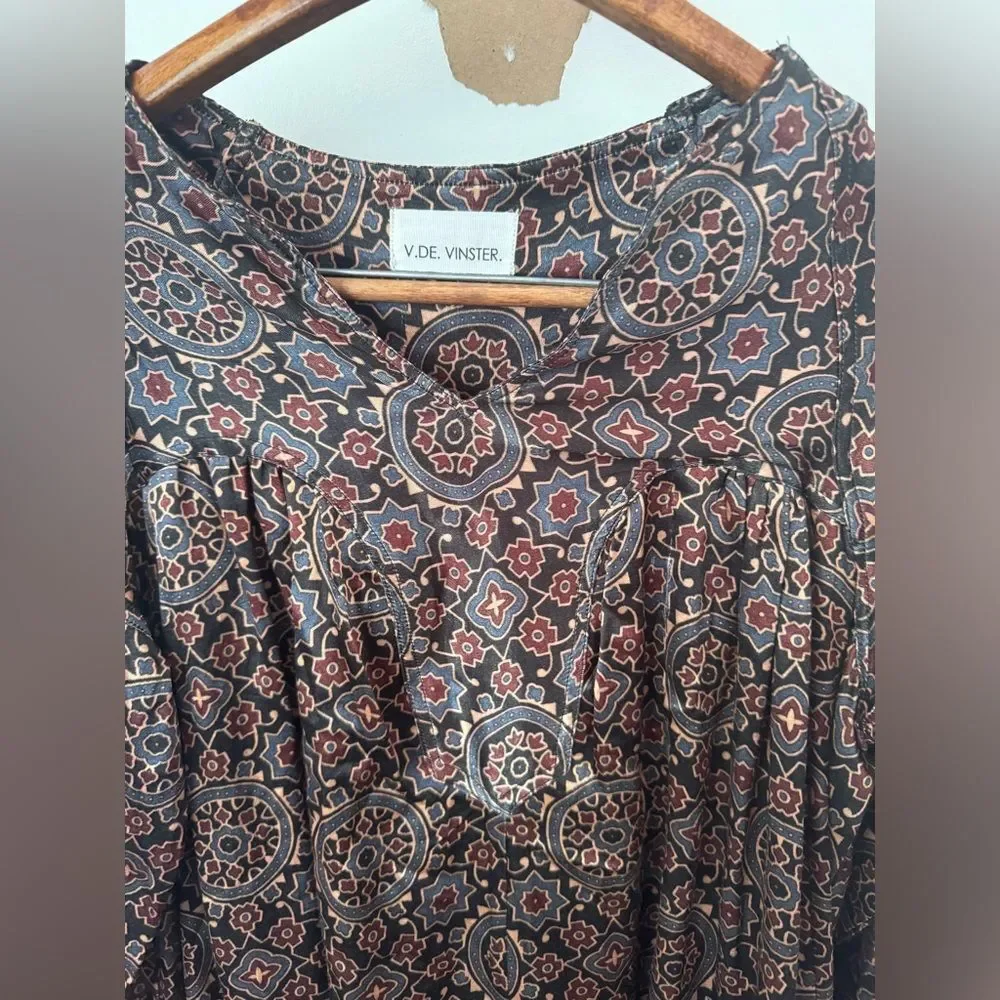 V. DE. VINSTER Midi Length Geometric Dress 100% Silk Size Medium Boho LagenLook